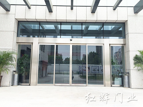 感應門8
